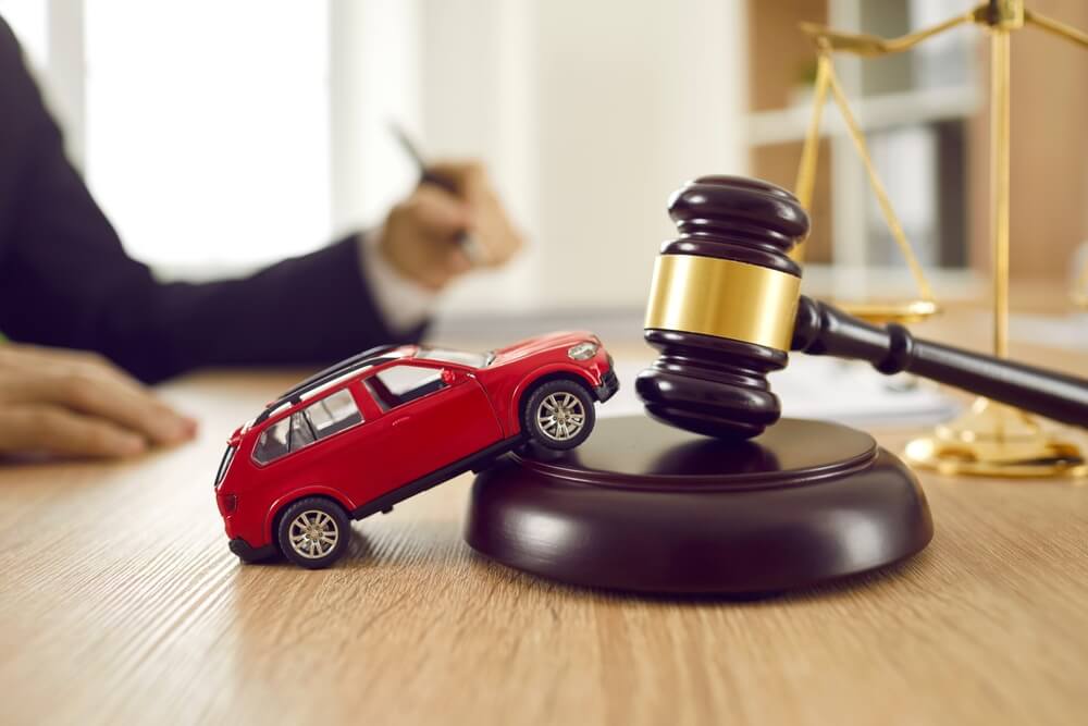 How to Settle a Car Accident Claim Without a Lawyer