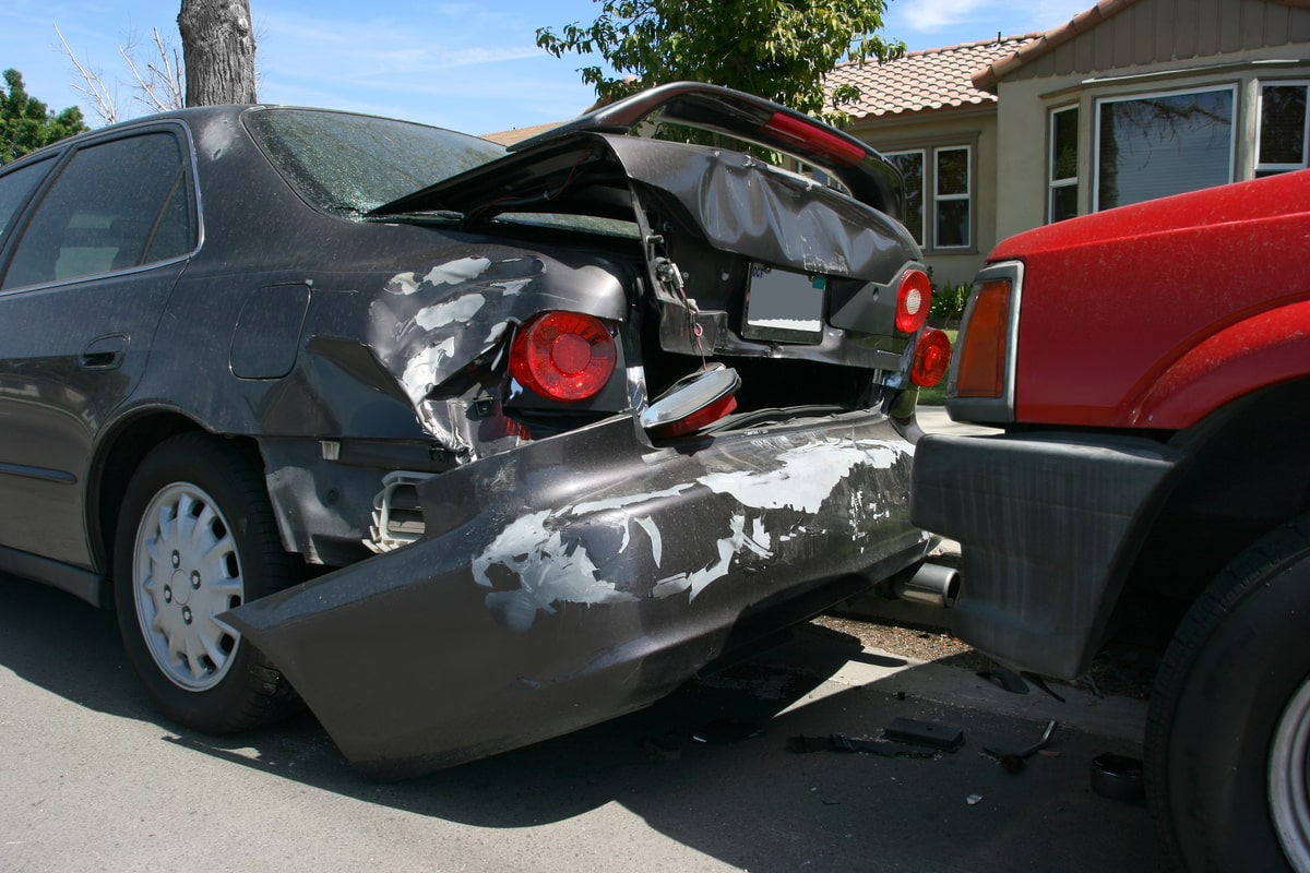 How to Deal with a Car Accident Without Insurance